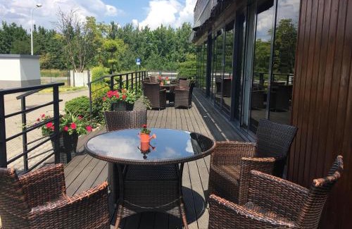 Olesnica Hotel | Hotel Vis A Vis