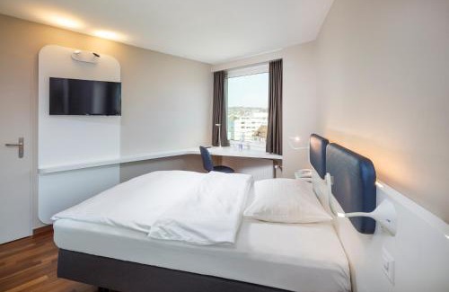 Kloten Apartment | Hotel Welcome Inn