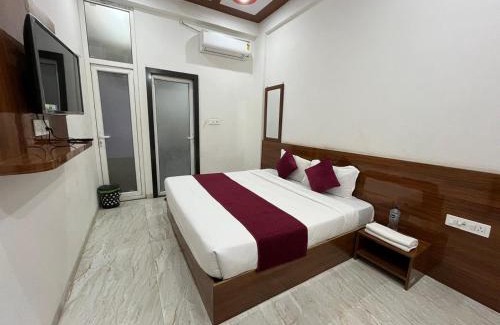 Khatu Hotel | Hotel welcome & restaurant