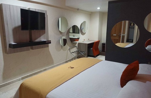 Jilotepec de Abasolo Hotel | Hotel Yahalis