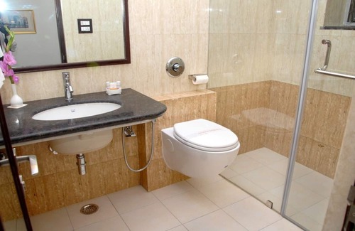 Tonk Road Hotel | Hotel Yulia