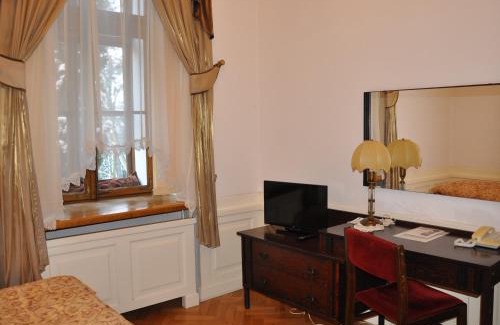 Pułtusk Hotel | Hotel Zamek Pułtusk Dom Polonii