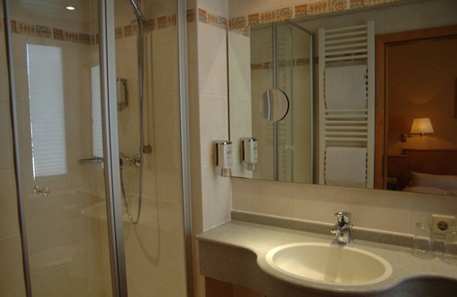 Ruedesheim am Rhein Hotel | Hotel Zum Baeren