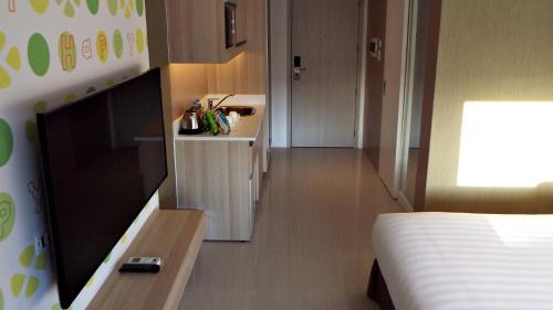 Barangay 76 Hotel | Hotel101 - Manila