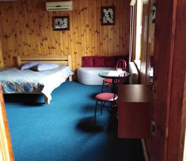 Degtyari Hotel | HotelHola