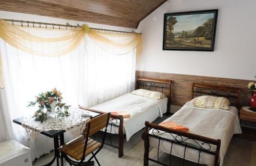 Radzyn Podlaski House | Hotelik Niedżwiadek