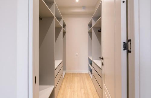 Kentron Apartment | hotelise I Aura Apartment