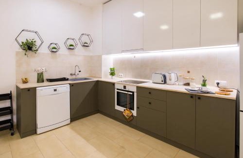 Kentron Apartment | hotelise I Breeze Apartment