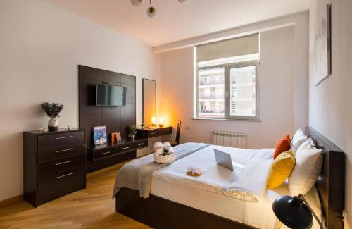 Kentron Apartment | hotelise I Breeze Apartment