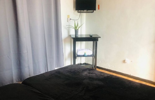 Puebla Hotel | Hotelito Ejido de la 10