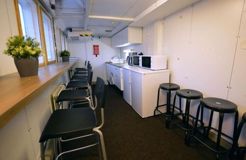 Helsinki City Centre Boat Rental | Hotellilaiva Muikku/Hotel Boat Muikku