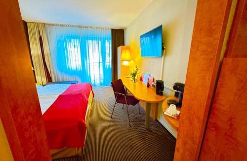 Bockenheim Apartment | Hotelzimmer mit einer Kitchenette - nähe Frankfurt-Messe - fair