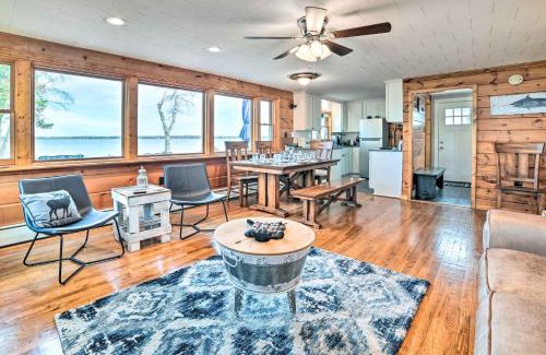 Prudenville House | Houghton Lake Cottage with New Private Deck!