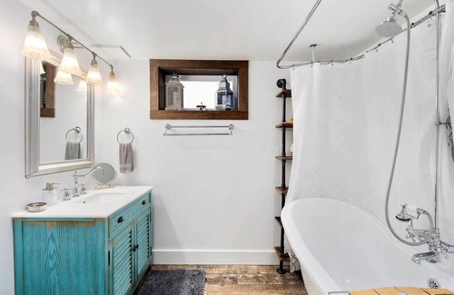 Whittier Heights House | House ∙ 1 bedroom ∙ 3 guests