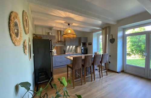 Dragey-Ronthon House | House ∙ 1 bedroom ∙ 12 guests