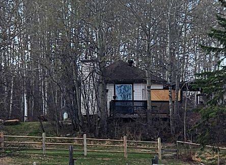 Parkland County House | House ∙ 1 bedroom ∙ 2 guests