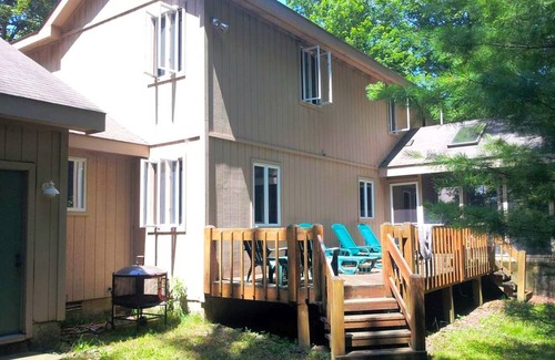 Pocono Pines House | House ∙ 1 bedroom ∙ 10 guests