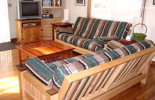 Edgartown House | House ∙ 1 bedroom ∙ 10 guests