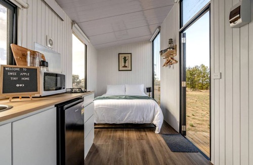 Lascelles House | House ∙ 1 bedroom ∙ 2 guests
