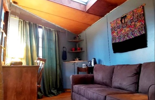 Topanga House | House ∙ 1 bedroom ∙ 2 guests