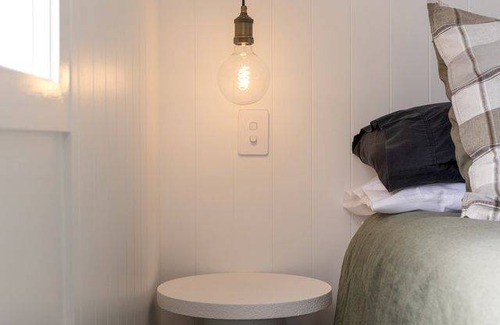 New Plymouth House | House ∙ 1 bedroom ∙ 2 guests