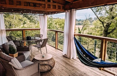 Maryville House | House ∙ 1 bedroom ∙ 4 guests