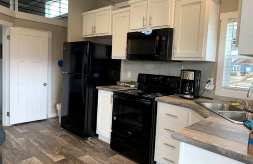 Hutto House | House ∙ 1 bedroom ∙ 6 guests