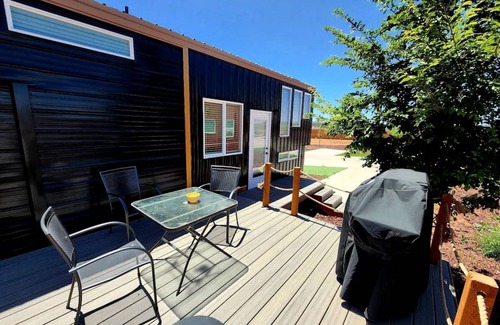 Apple Valley House | House ∙ 2 bedrooms ∙ 6 guests