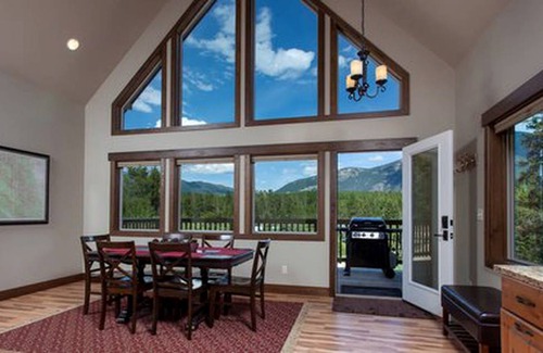 West Glacier House | House ∙ 2 bedrooms ∙ 6 guests