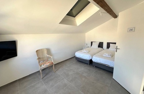 Satolas-et-Bonce Apartment | House 20 with 5 bedrooms lechaffardcom