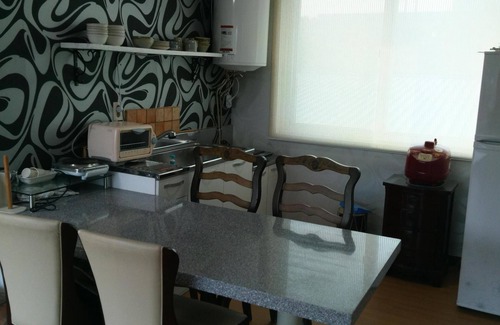 Cheongju House | House (2nd floor only) w/paintings, barbeque grill, garden