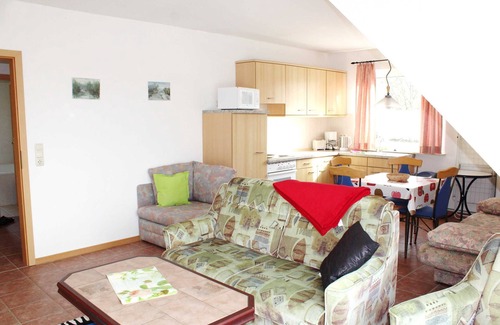 Luetow Apartment | House 3 Apartment 1, upper left - Apartments Family Piel