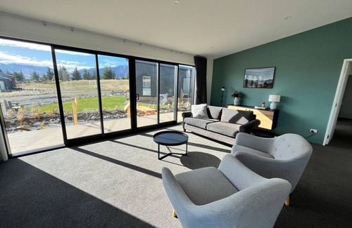 Lake Tekapo House | House ∙ 3 bedrooms ∙ 7 guests