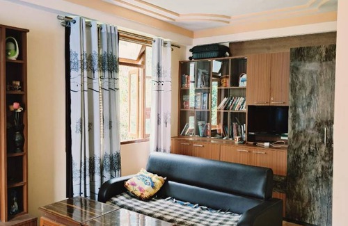 Geyzing House | House ∙ 3 bedrooms ∙ 2 guests