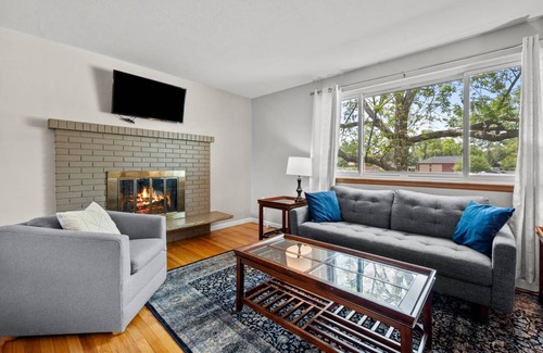 Arvada Plaza Area House | House ∙ 4 bedrooms ∙ 8 guests