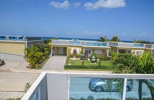 St. Ann's Bay House | House ∙ 4 bedrooms ∙ 8 guests
