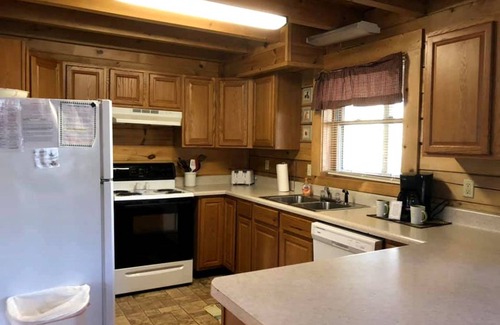 Hico House | House ∙ 4 bedrooms ∙ 16 guests