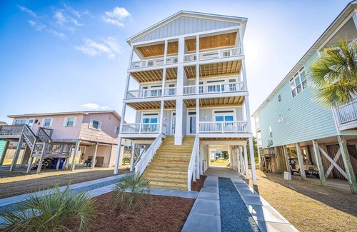 North Carolina Coast House | House ∙ 5 bedrooms ∙ 12 guests