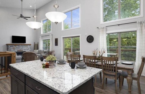 Branson House | House ∙ 5 bedrooms ∙ 18 guests