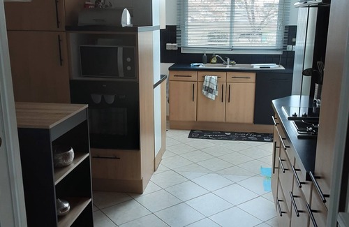 Miroir - Batignolles House | House 5 minutes from the station by car and 10 minutes from the 24-hour race circuit