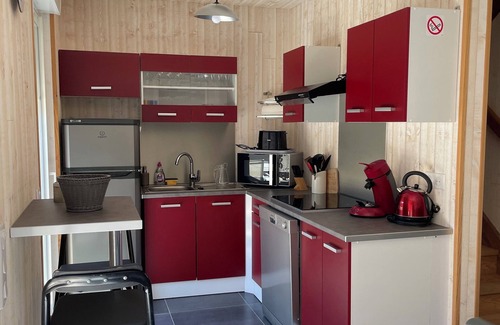 Claouey House | HOUSE 50 METRES FROM THE LAKE IN THE VILLAGE OF CLAOUEY