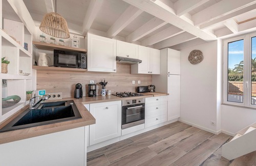 La Plaine-sur-Mer Ski Chalet | House 50m from sea – 4 adults/2 children