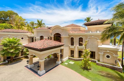 Playa Flamingo House | House ∙ 6 bedrooms ∙ 14 guests