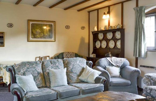 Acton Scott House | House ∙ 6 bedrooms ∙ 12 guests