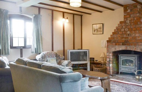 Acton Scott House | House ∙ 6 bedrooms ∙ 12 guests