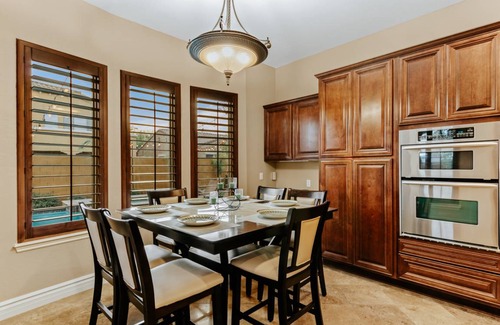 Power Ranch House | House ∙ 6 bedrooms ∙ 16 guests