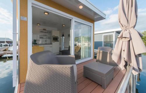Heugum Boat Rental | House Boat Anegada