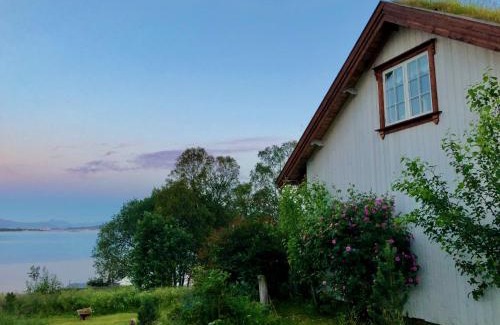 Sortland House | House by the Sea