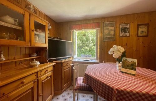 Vobbia Apartment | House Canova by Holiday World