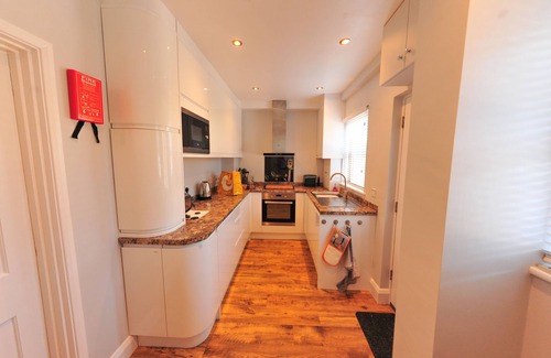 Wallingford Cottage | House /Cottage in Wallingford Town with private parking